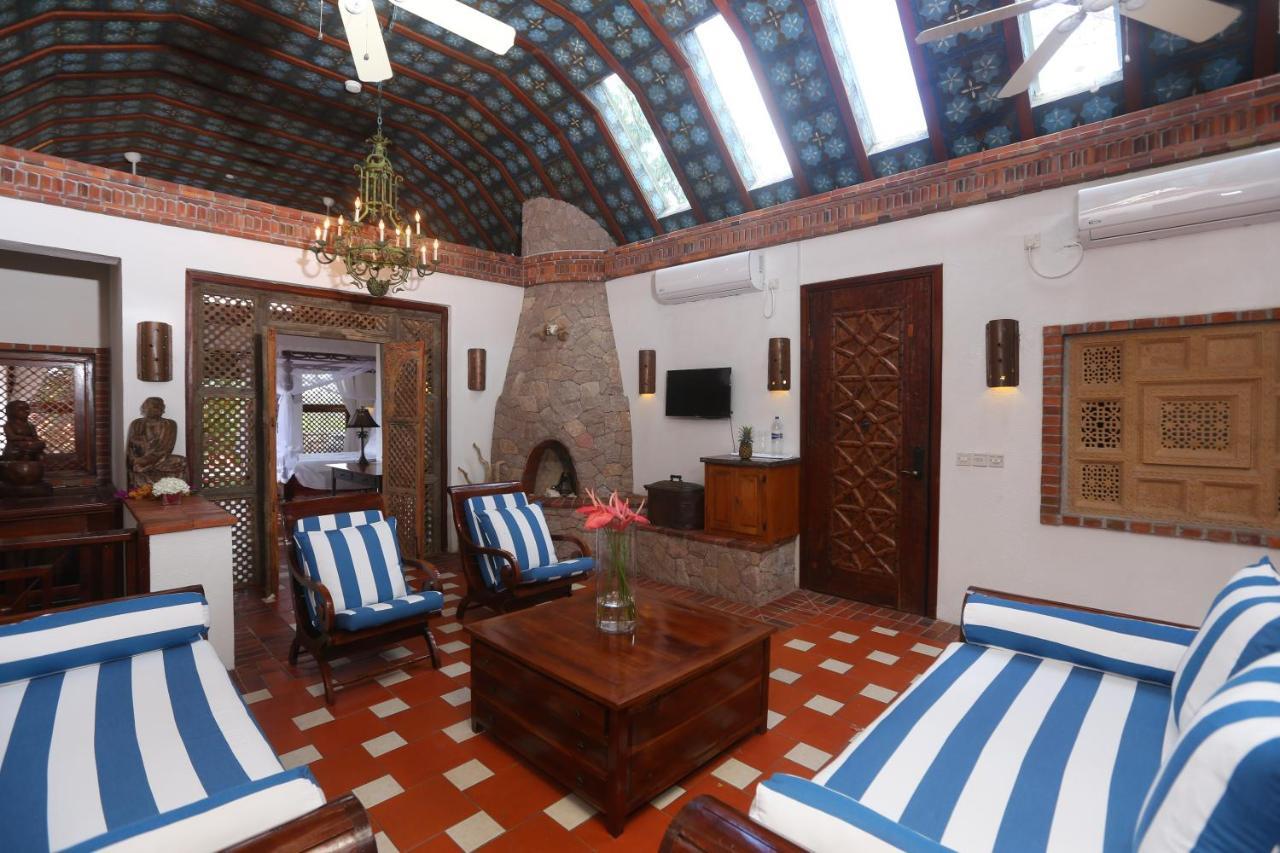 Caille Blanc Villa & Hotel (Adults Only) Mamin Exterior foto